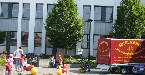 Bild:Telekomspielplatz.jpg